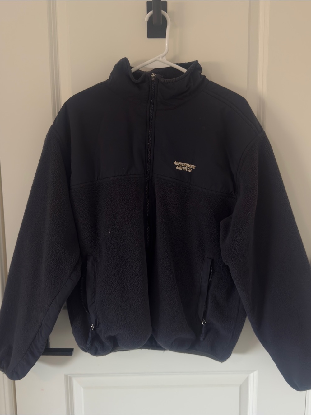 Abercrombie & Fitch Black Men’s Fleece Puffer Jacket